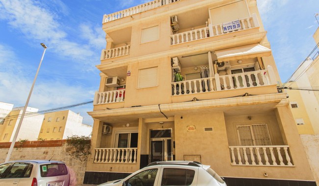Lägenhet - Begagnad - Torrevieja - La Mata