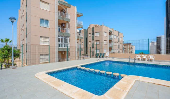 Lägenhet - Begagnad - Torrevieja - La Mata