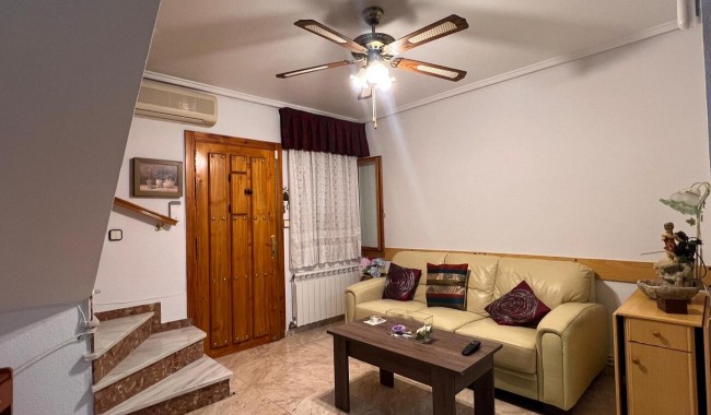 Lägenhet - Begagnad - Torrevieja - Los Altos