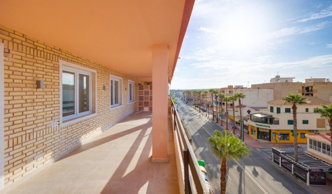 Lägenhet - Begagnad - Torrevieja - Playa de los Naufragos