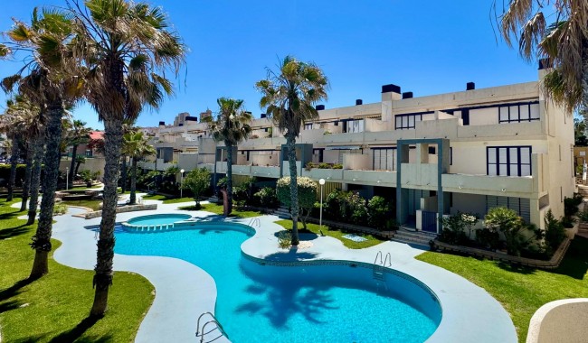 Lägenhet - Begagnad - Torrevieja - Torre la mata