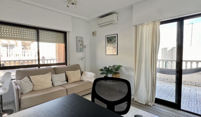 Lägenhet - Begagnad - Torrevieja - Torrevieja