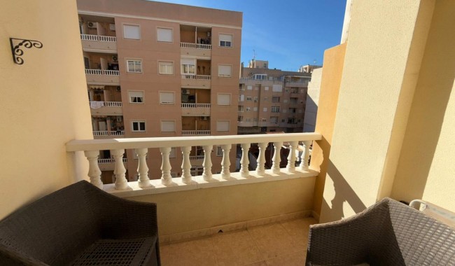 Lägenhet - Begagnad - Torrevieja - Torrevieja