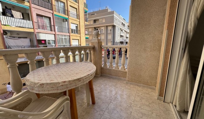 Lägenhet - Begagnad - Torrevieja - Torrevieja