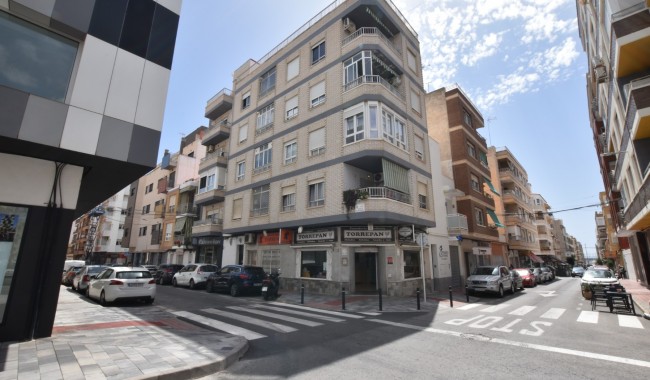 Lägenhet - Begagnad - Torrevieja - Torrevieja