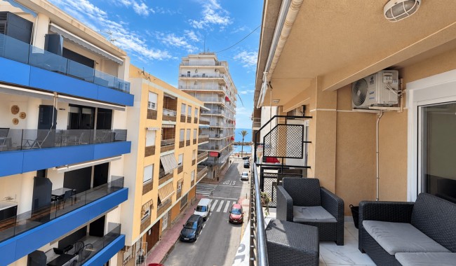 Lägenhet - Begagnad - Torrevieja - Torrevieja