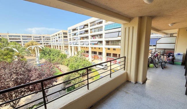 Leilighet - Brukt - Guardamar - Plaza Porticada