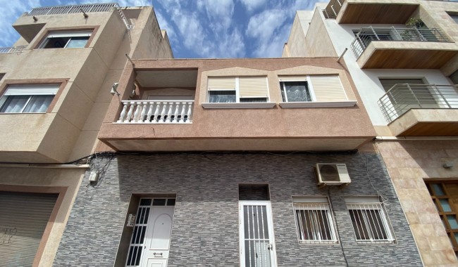 Leilighet - Brukt - Torrevieja - Centro