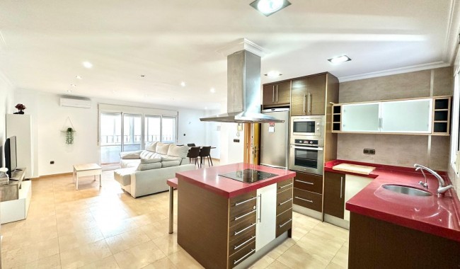 Leilighet - Brukt - Torrevieja - Centro