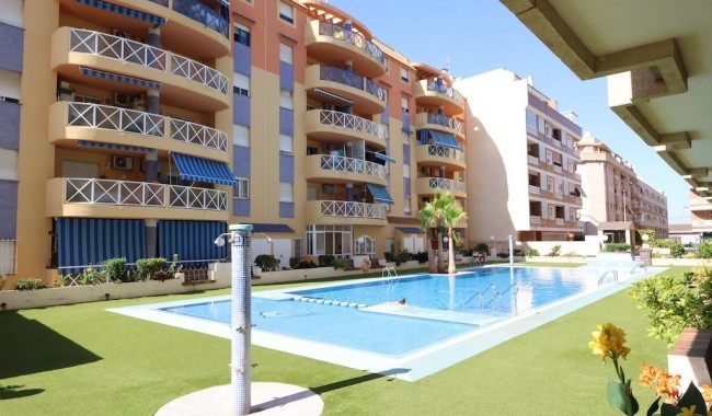 Leilighet - Brukt - Torrevieja - Centro