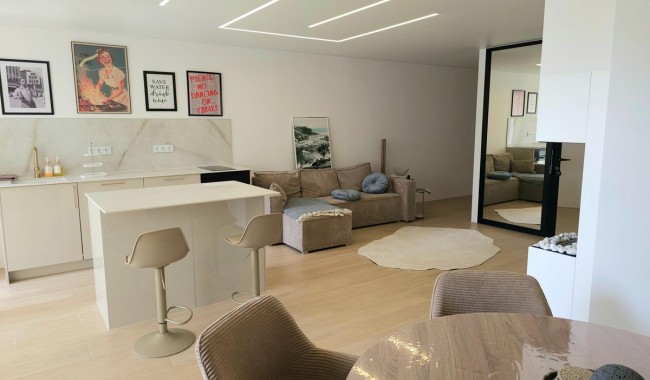 Lokal biznesowy - Sprzedaż - Torrevieja - Centro