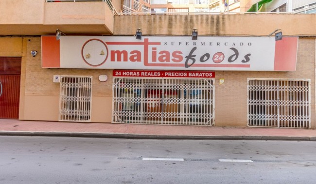 Lokal biznesowy - Sprzedaż - Torrevieja - Centro