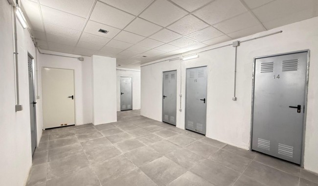 Magazyn - Nowa konstrukcja - Torrevieja - PV-5948