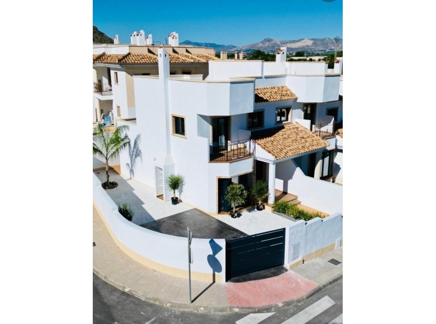 Nueva construcción  - Bungalow - Cox - San Fernando