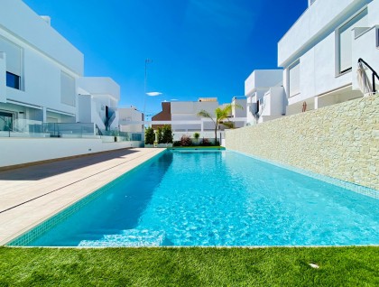 Nueva construcción  - Bungalow - Pilar de La Horadada - Zona Pueblo