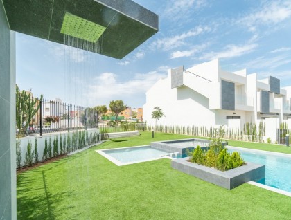 Nueva construcción  - Bungalow - Torrevieja - Los Balcones