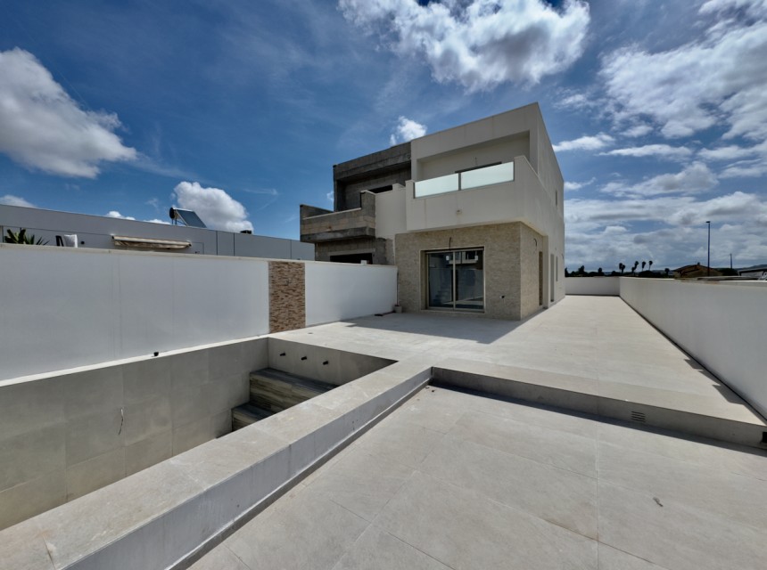 Nueva construcción  - Chalet - Daya Nueva