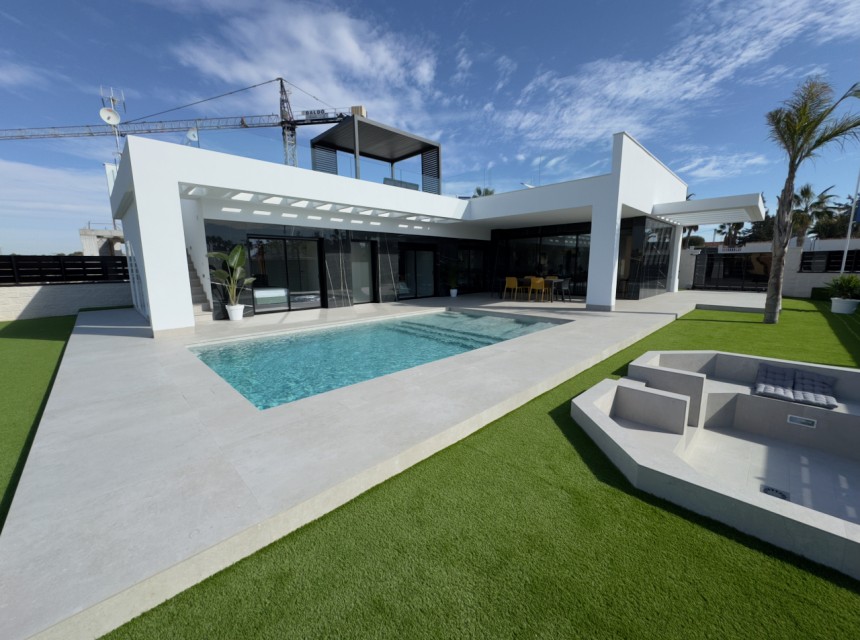 Nueva construcción  - Villa - Algorfa - La Finca golf