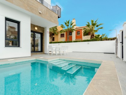 Nueva construcción  - Villa - Torrevieja - Centro