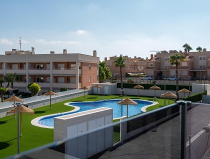 Nybygg - Quatro hus - Gran Alacant - Centro comercial ga