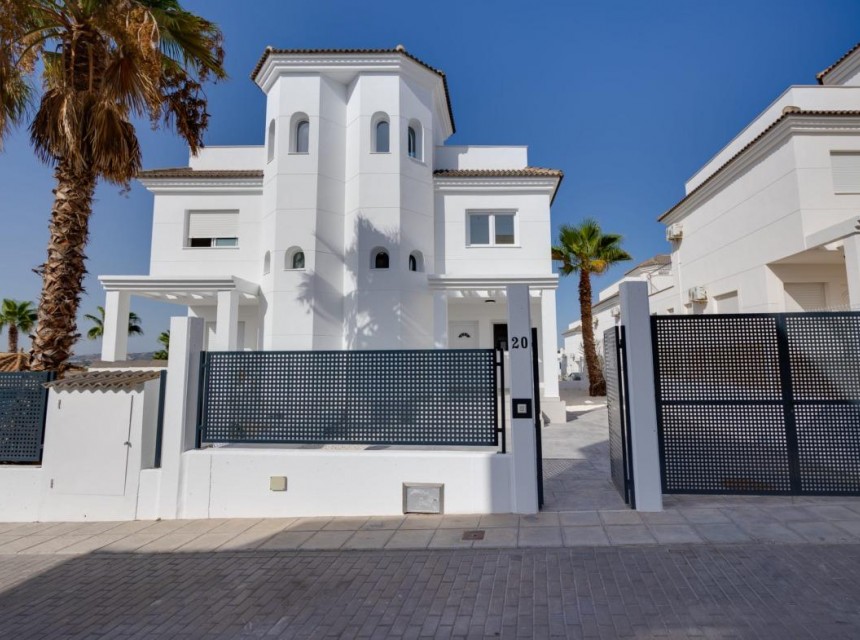 Nybyggnation - Villa - San Fulgencio - El Oasis