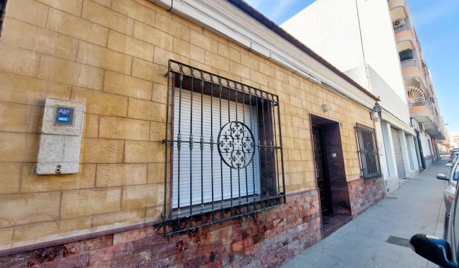 Plot - Resale - Torrevieja - IH-5736