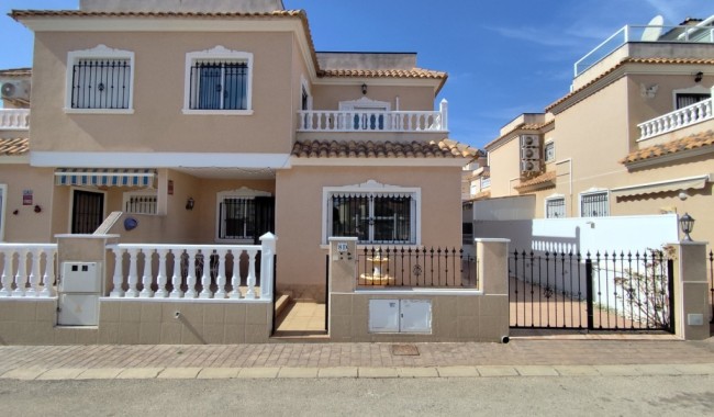 Quatro house - Resale - La Regia - La Regia