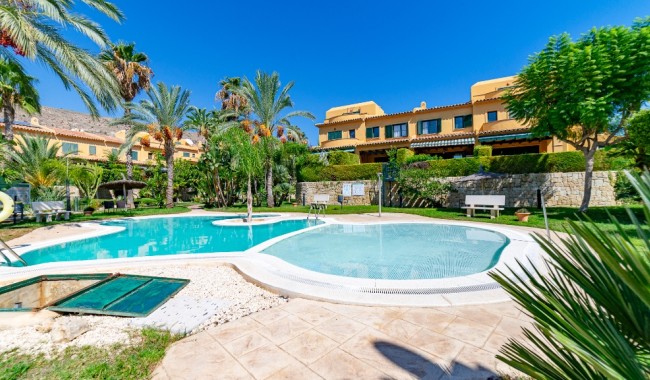 Radhus - Begagnad - Benidorm - EP-2422