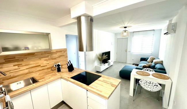 Radhus - Begagnad - Torrevieja - Parque de Las Naciones