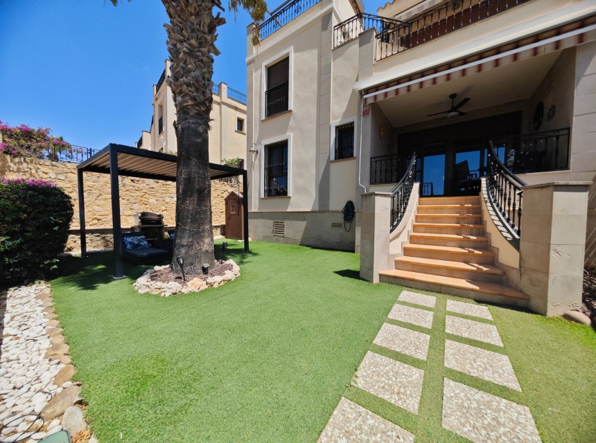 Resale - Apartment - Algorfa - La Finca golf