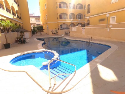 Resale - Apartment - Algorfa