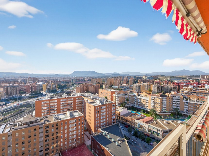 Resale - Apartment - Alicante - Center