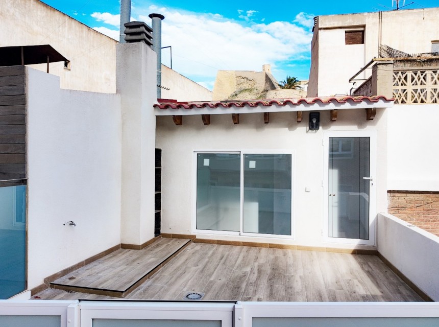 Resale - Apartment - Alicante - Center