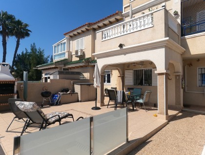 Resale - Apartment - Alicante