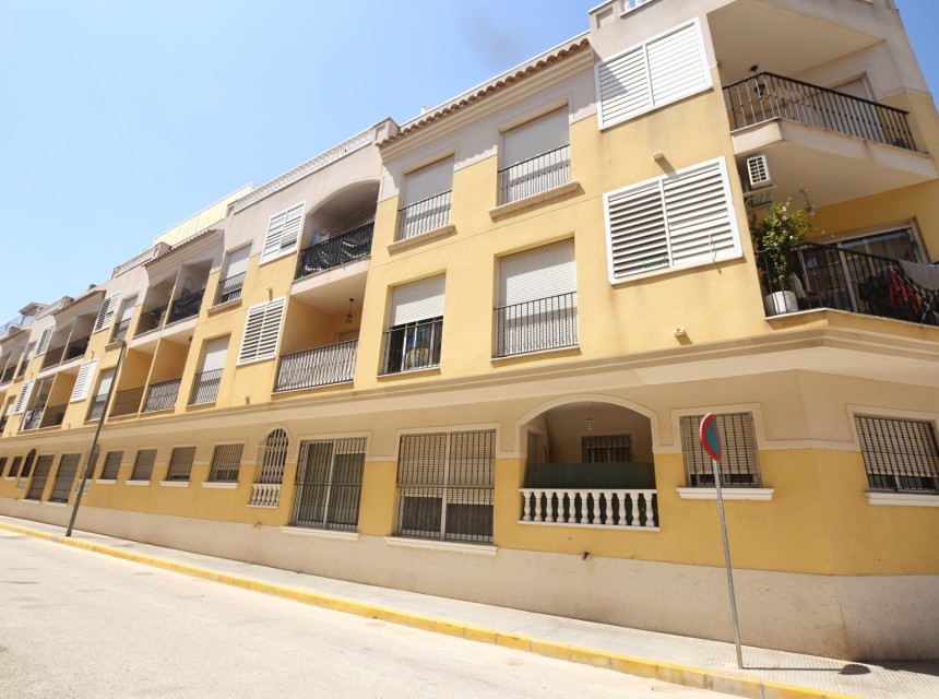 Resale - Apartment - Formentera del Segura