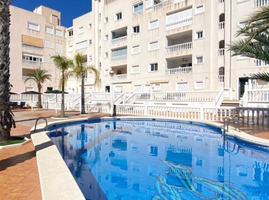 Resale - Apartment - Guardamar - El Eden