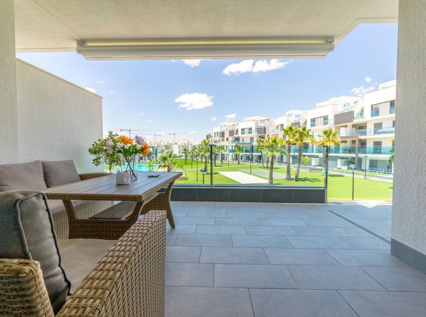 Resale - Apartment - Guardamar - El Raso