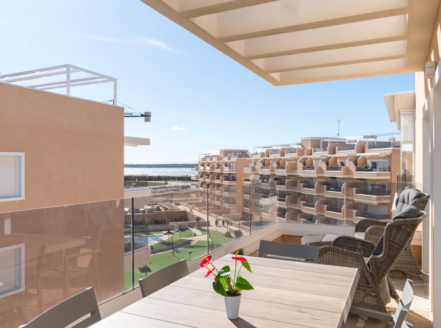 Resale - Apartment - Guardamar - El Raso