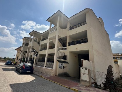 Resale - Apartment - Jacarilla