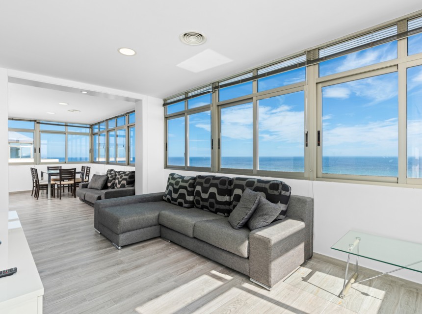 Resale - Apartment - La Manga del Mar Menor - La Manga