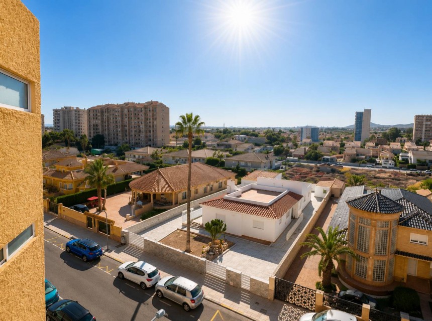 Resale - Apartment - La Manga del Mar Menor - La Manga