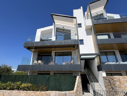Resale - Apartment - Las Colinas Golf Resort