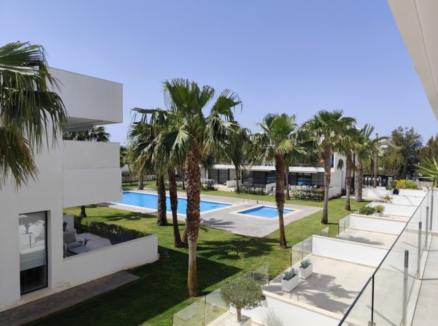 Resale - Apartment - Mar de Cristal