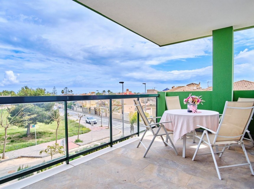 Resale - Apartment - Mil Palmeras