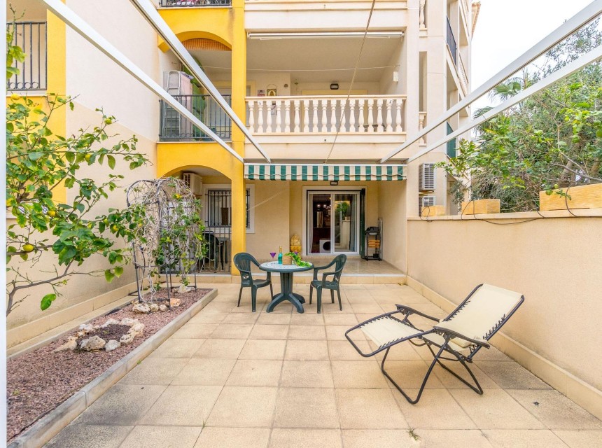 Resale - Apartment - Orihuela Costa - Altos de Campoamor