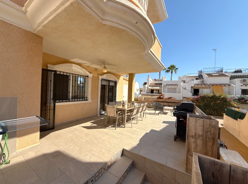 Resale - Apartment - Orihuela Costa - Cabo Roig