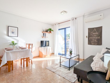 Resale - Apartment - Orihuela Costa - Cabo Roig