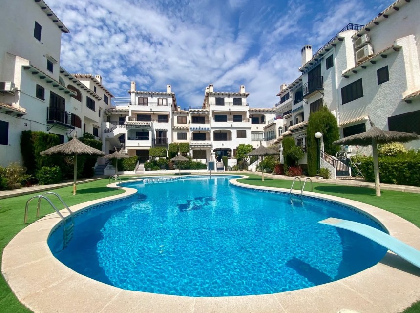 Resale - Apartment - Orihuela Costa - Cabo Roig