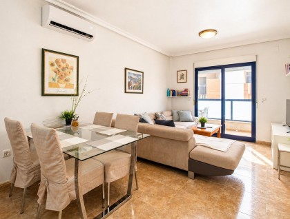 Resale - Apartment - Orihuela Costa - La Regia