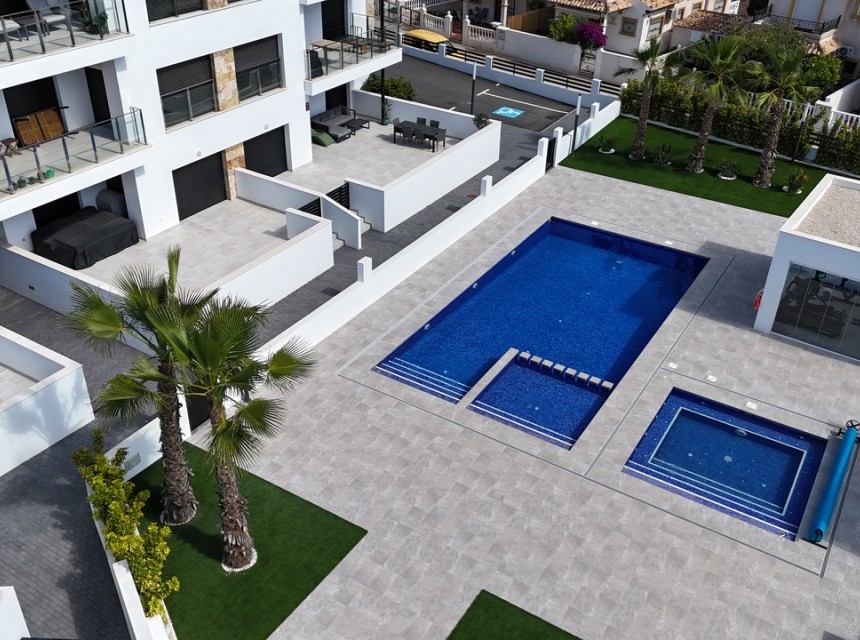 Resale - Apartment - Orihuela Costa - La Zenia